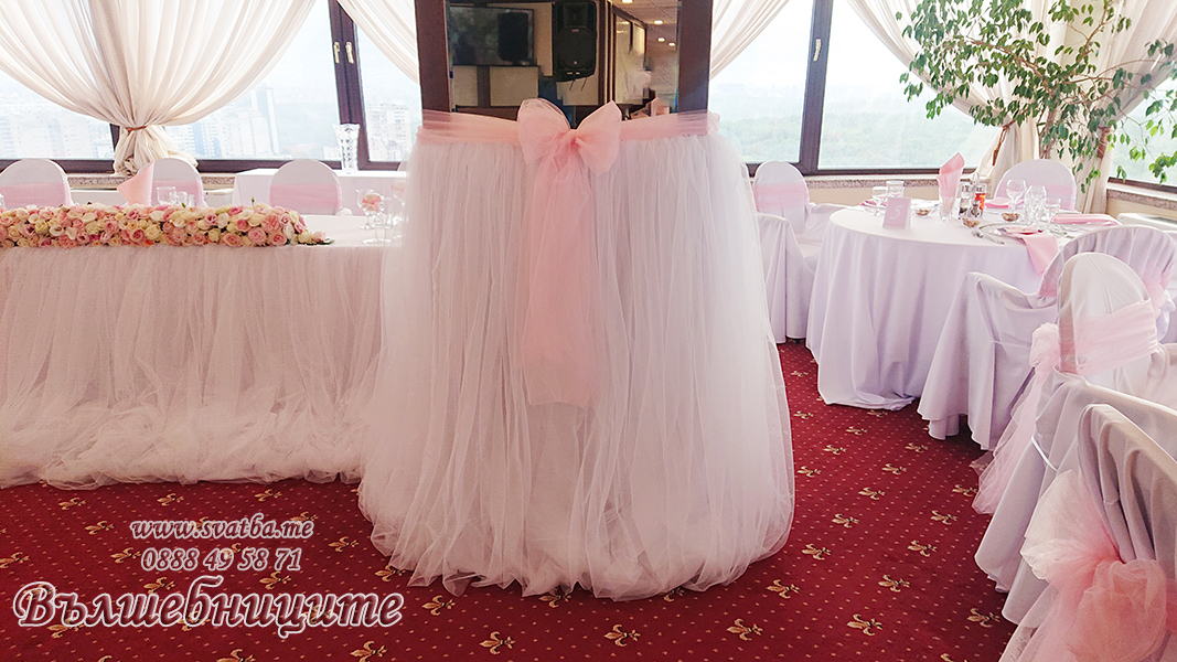 Svatbena decoracia Park hotel Moskva rozovo (16) Сватбена украса в парк хотел Москва в розово декорация Панорама